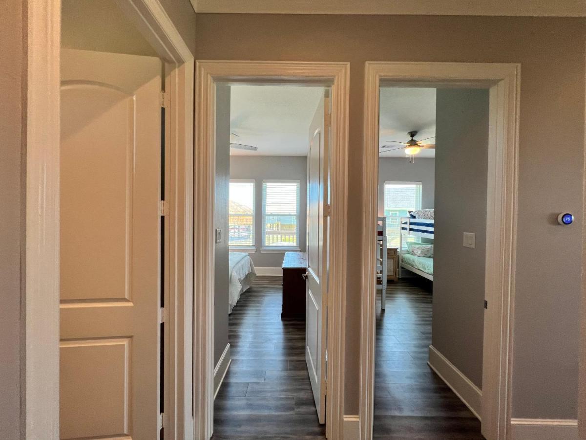 Sunny Catalina Villa Galveston Exterior photo